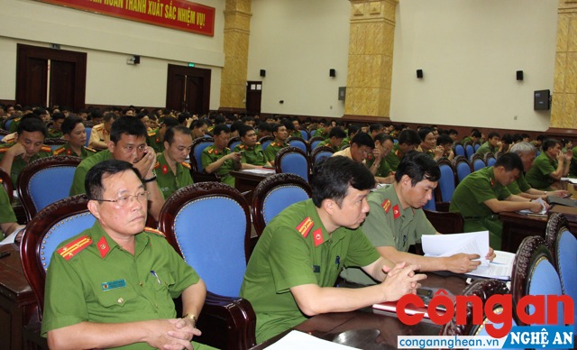 Công an tỉnh Nghệ An tổ chức tập huấn thi hành Luật Trách nhiệm bồi thường của Nhà nước năm 2017 cho lãnh đạo và cán bộ, chiến sỹ