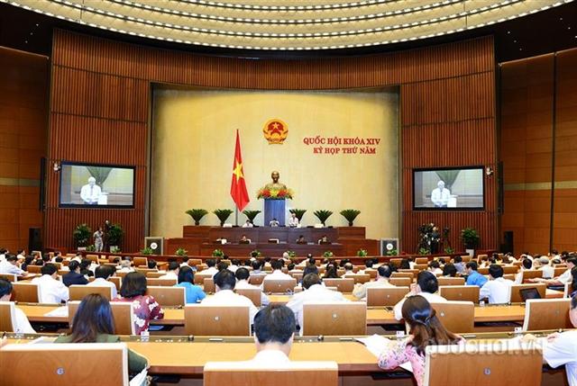 Phó Chủ tịch Quốc hội Uông Chu Lưu điều hành nội dung thảo luận