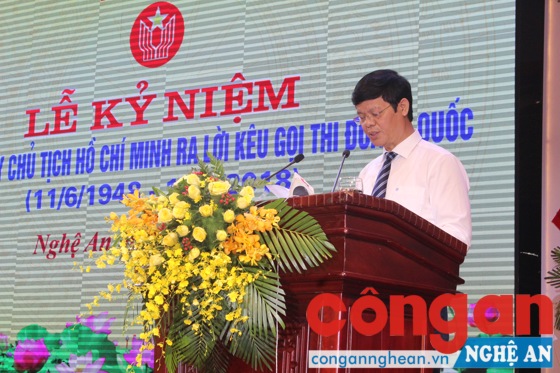 Đồng chí Lê Xuân Đại, Uỷ viên BTV Tỉnh ủy, Phó Chủ tịch Thường trực UBND tỉnh phát biểu khai mạc lễ kỷ niệm