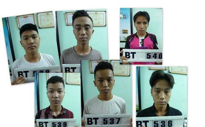   Nhóm thanh thiếu niên gây án bị Công an quận Bình Thạnh tạm giữ.