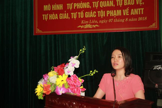 Bà Trần Thị Mỹ Hạnh, Phó Giám đốc sở văn hóa và thể thao tỉnh Nghệ An phát biểu chỉ đạo tại Lễ ra mắt