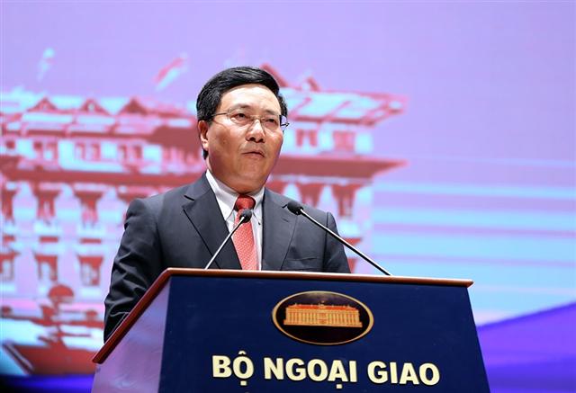 Phó Thủ tướng Phạm Bình Minh: Hội nhập quốc tế vừa phải đi vào 