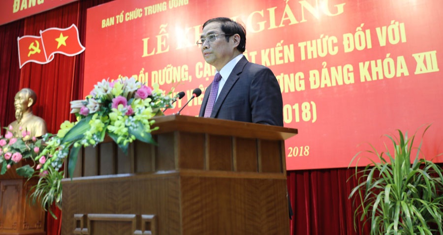 Đồng chí Phạm Minh Chính phát biểu tại Lễ khai giảng - Ảnh: HM