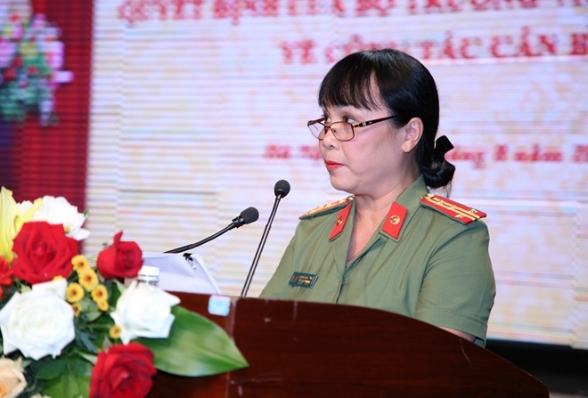 Đại tá Đăng Lan Dung công bố quyết định về việc điều động nhân sự của Cục Truyền thông CAND.