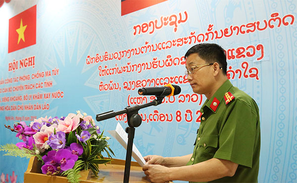 Đồng chí Đại tá Nguyễn Mạnh Hùng phát biểu tại buổi lễ khai mạc
