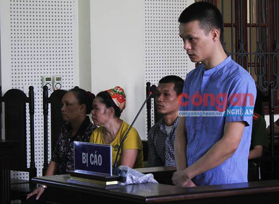 Bị cáo Nguyễn Anh Thảo tại tòa