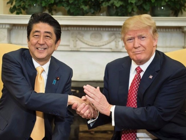 Tổng thống Hoa Kỳ Donald Trump và Thủ tướng Nhật Bản Shizo Abe.