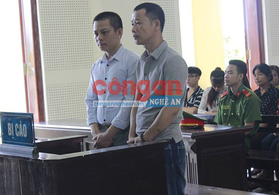 2 bị cáo Lang Văn Anh và Trần Thanh Minh tại phiên tòa