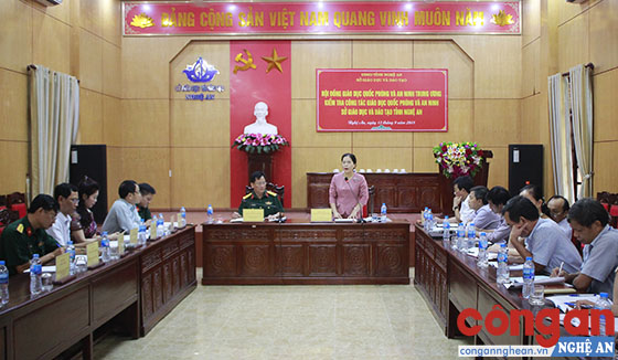 Vừa qua, Đoàn công tác của Hội đồng Giáo dục quốc phòng và an ninh Trung ương đã có buổi làm việc, kiểm tra công tác giáo dục quốc phòng và an ninh tại Sở GD&ĐT tỉnh Nghệ An 