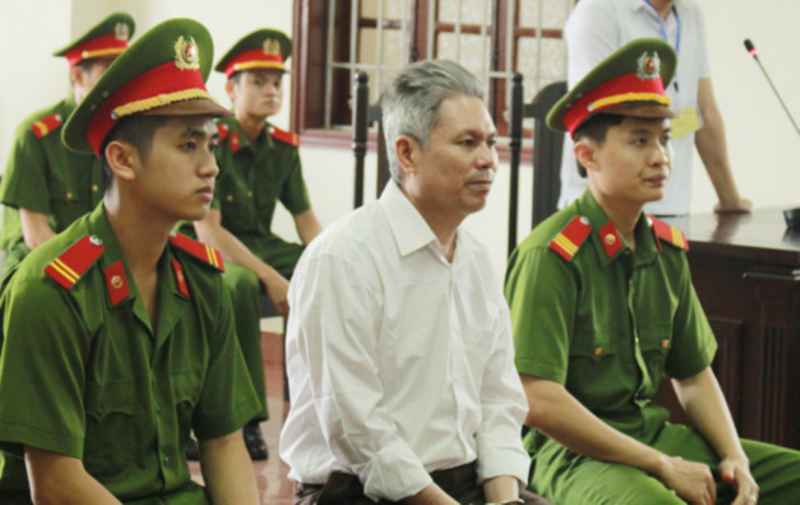 Với hành vi phạm tội của mình, Đào Quang Thực đã phải nhận bản án 14 năm tù
