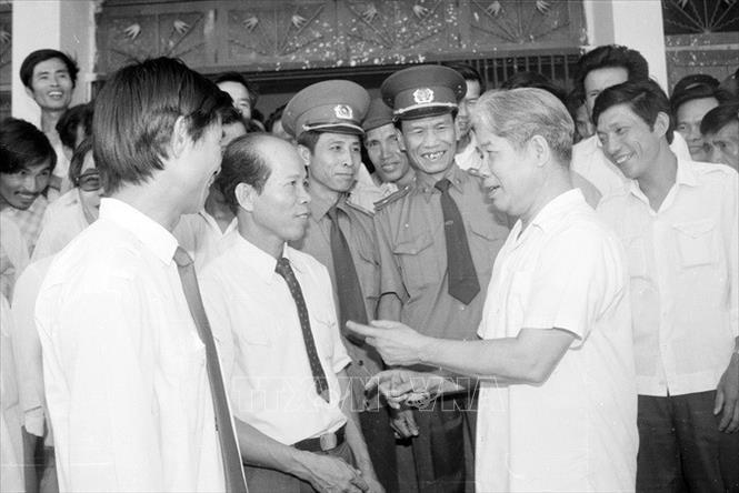 Chủ tịch Hội đồng Bộ trưởng Đỗ Mười thăm Quảng Trị (1/5/1990)