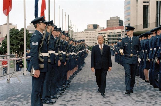Lễ đón Tổng bí thư Đỗ Mười thăm chính thức New Zealand (tháng 7/1995)