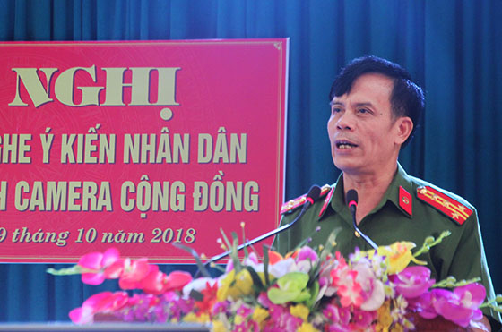 Đại tá Trần Ngọc Tú, Trưởng Công an TP Vinh phát biểu tại Diễn đàn