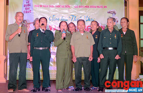 Hát ca ngợi về các anh hùng thanh niên xung phong Truông Bồn