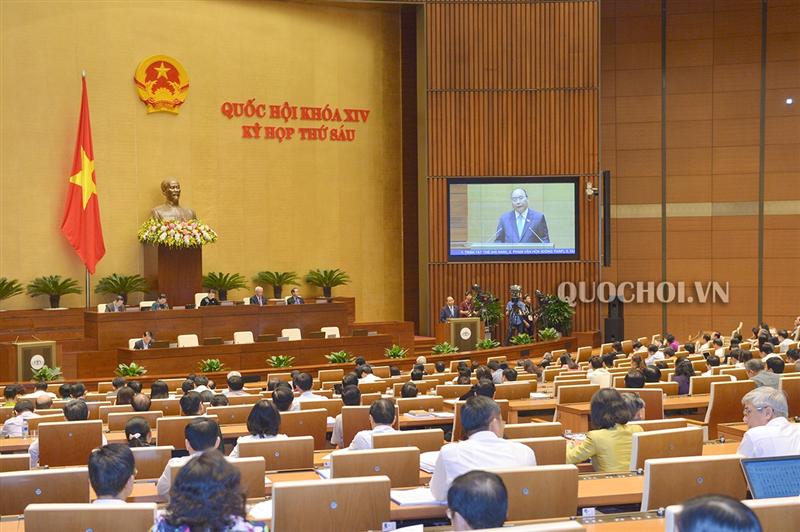 Thủ tướng Chính phủ Nguyễn Xuân Phúc làm rõ thêm một số vấn đề liên quan thuộc trách nhiệm của Chính phủ và trả lời chất vấn của đại biểu Quốc hội