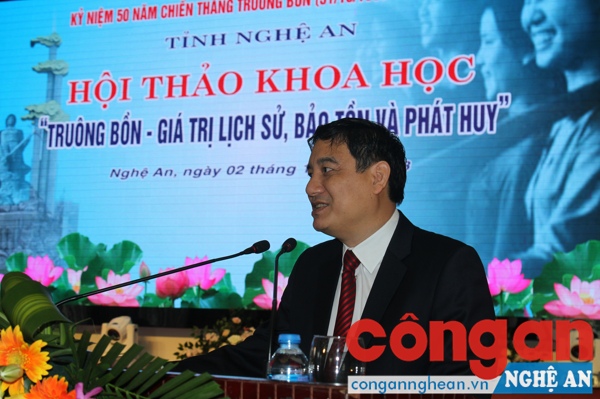 Đồng chí Nguyễn Đắc Vinh, Bí thư Tỉnh ủy phát biểu chào mừng Hội thảo