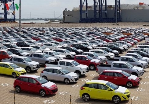10 tháng qua, Việt Nam chi hơn 1,1 tỷ USD nhập khẩu ô tô