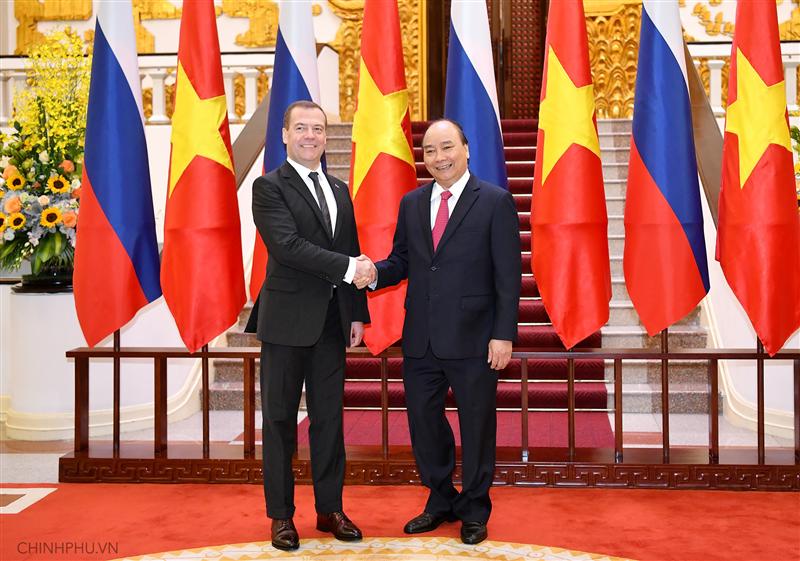 Thủ tướng Nguyễn Xuân Phúc và Thủ tướng Liên bang Nga Dmitry Medvedev.