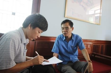 Ông Võ Đình Tuấn kể chuyện với PV.