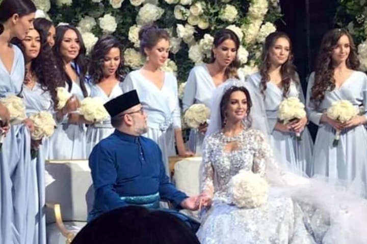 Lễ cưới linh đình giữa Quốc vương Malaysia Muhammad V ( lên ngôi vào năm 2016) và cựu Hoa hậu Moscow Voevodina. Ảnh: East2west.