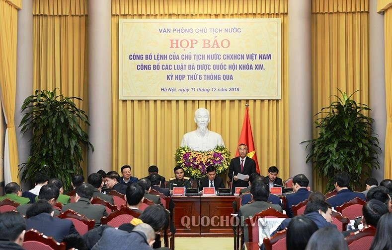 Buổi họp báo công bố Lệnh của Chủ tịch nước công bố 09 luật đã được Quốc hội nước Cộng hòa xã hội chủ nghĩa Việt Nam khóa XIV, kỳ họp thứ 6 thông qua