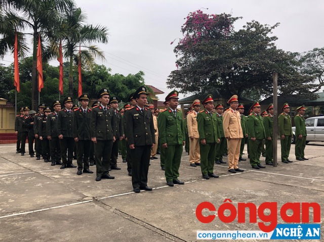 100% CBCS Công an huyện Anh Sơn tham gia lễ xuất quân