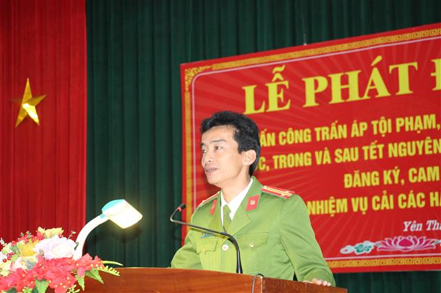 Trung tá Phạm Ngọc Cảnh - Trưởng Công an huyện Yên Thành khai mạc buổi lễ