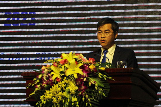Ông Nguyễn Hữu An, Phó Giám đốc Sở GTVT thông qua các điều lệ và chương trình hoạt động của Hội.