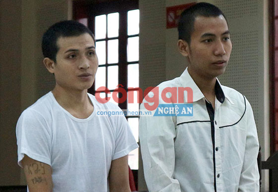 2 bị cáo Lương Văn Lư và Lữ Văn Thành tại phiên tòa