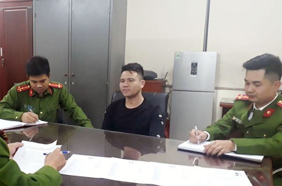 Cơ quan Công an lấy lời khai của Nguyễn Văn Năm.