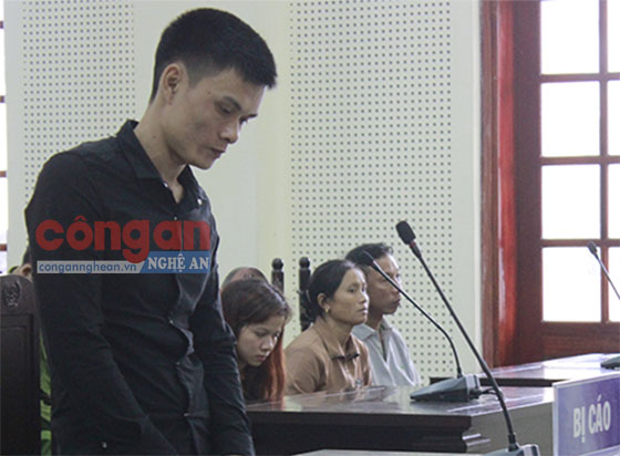 Bị cáo Hoàng Đình Nghĩa tại phiên tòa