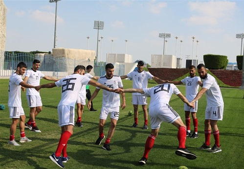 Các cầu thủ Iran luyện tập. Nguồn: Thanh niên
