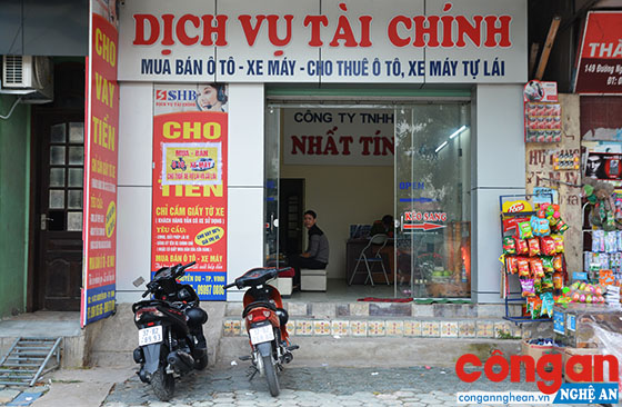 Một cửa hàng dịch vụ cầm đồ trên địa bàn thành phố Vinh