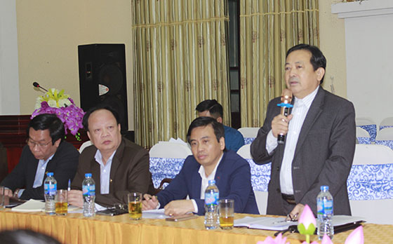 Ông Trần Duy Ngoãn, Chủ tịch Hội Nhà báo Việt Nam tỉnh Nghệ An phát biểu tại buổi họp báo