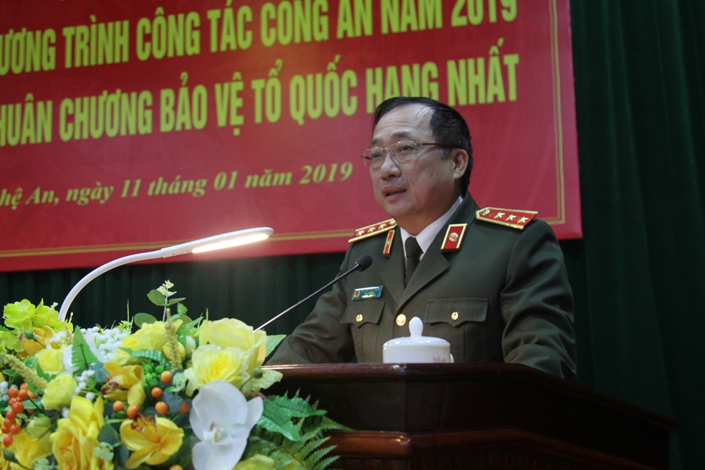 Thượng tướng Nguyễn Văn Thành, Ủy viên Trung ương Đảng, Thứ trưởng Bộ Công an phát biểu chỉ đạo tại hội nghị
