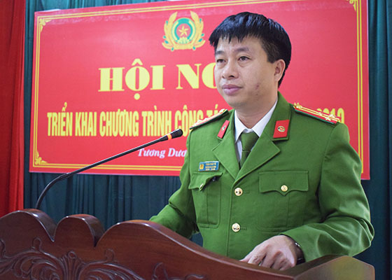 Thượng tá Trần Phúc Tú, Trưởng Công an huyện Tương Dương triển khai nhiệm vụ năm 2019