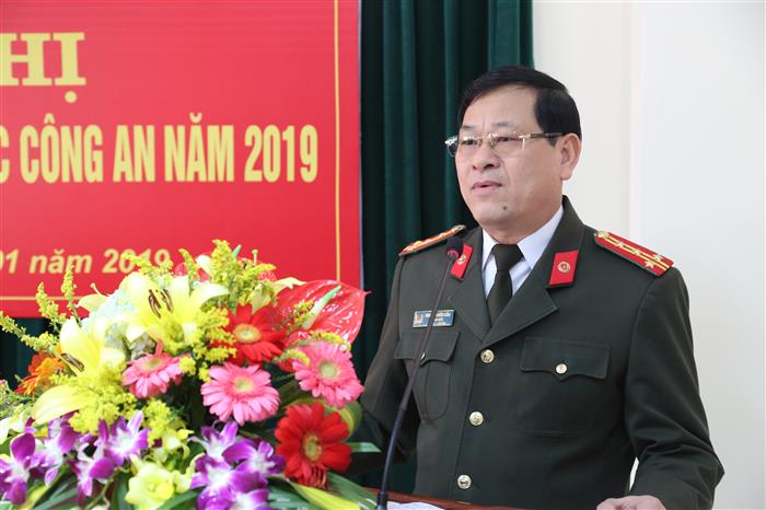 Đại tá, PGS, TS Nguyễn Hữu Cầu ghi nhận và đánh giá cao kết quả các mặt công tác của Phòng Tham mưu đã đạt được trong năm qua