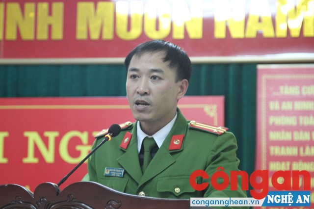 Đồng chí Trung tá Nguyễn Trọng Tuệ, Trưởng Công an huyện Nghi Lộc phát biểu