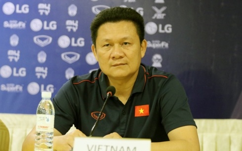HLV Nguyễn Quốc Tuấn tự tin trước trận đấu với U22 Philippiens (Ảnh: VFF).