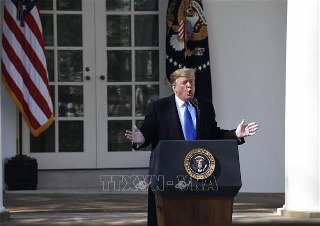 Tổng thống Mỹ Donald Trump ban bố tình trạng khẩn cấp quốc gia trong cuộc họp báo tại Nhà Trắng ở Washington DC., ngày 15/2/2019. Ảnh: THX/TTXVN