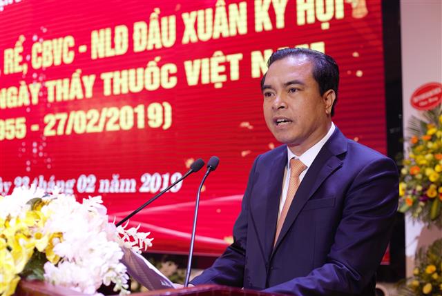 BCSKII Nguyễn Hồng Trường - Giám đốc BVĐK TP Vinh phát biểu tại buổi lễ
