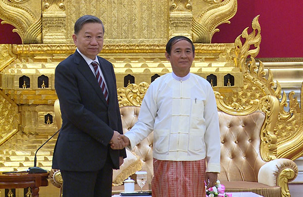 Bộ trưởng Tô Lâm chào xã giao Tổng thống CHLB Myanmar U-Uyn-Min.
