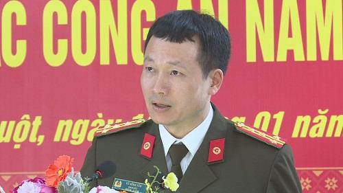 Đại tá Vũ Hồng Văn - Giám đốc Công an tỉnh chỉ đạo các lực lượng chức năng khẩn trương xác minh rõ 02 vụ việc nêu trên