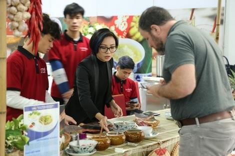 Các món ăn Việt phục vụ trong Trung tâm Báo chí quốc tế được tờ SCMP đăng tải.
