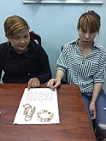 Bà chủ dịch vụ 'gội đầu thư giãn' trộm vàng của khách