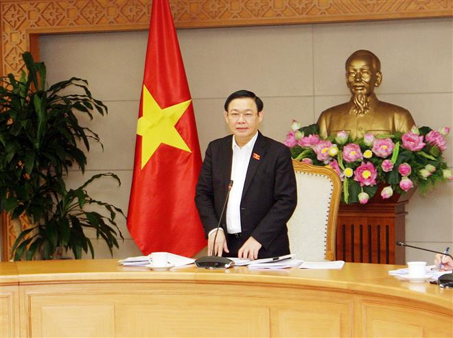 Phó Thủ tướng phát biểu tại cuộc họp. Ảnh: VGP/Thành Chung