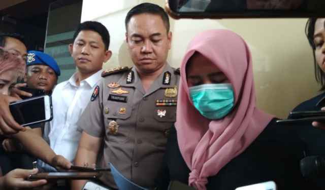 Người phụ nữ làm nghề nội trợ ở Indonesia bị bắt vì tung tin thất thiệt về Covid19