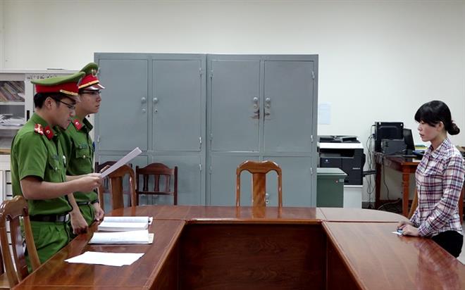 Quảng Bình đã tống đạt các quyết định khởi tố vụ án, khởi tố bị can Nguyễn Thị Hồng Châu