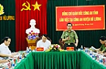 Đồng chí Thiếu tướng Võ Trọng Hải - Giám đốc Công an tỉnh làm việc với Công an huyện Đô Lương