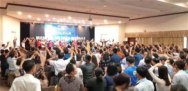 Một buổi Hội thảo của mạng xã hội phân quyền Vitae  thu hút hàng trăm người tham gia tại TP Vinh 